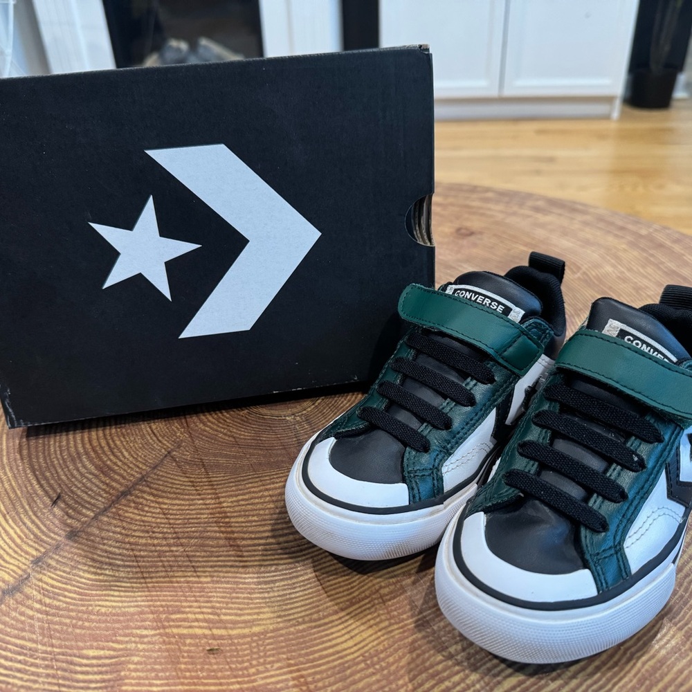 Converse Kids' Black and Dark Green Sneakers